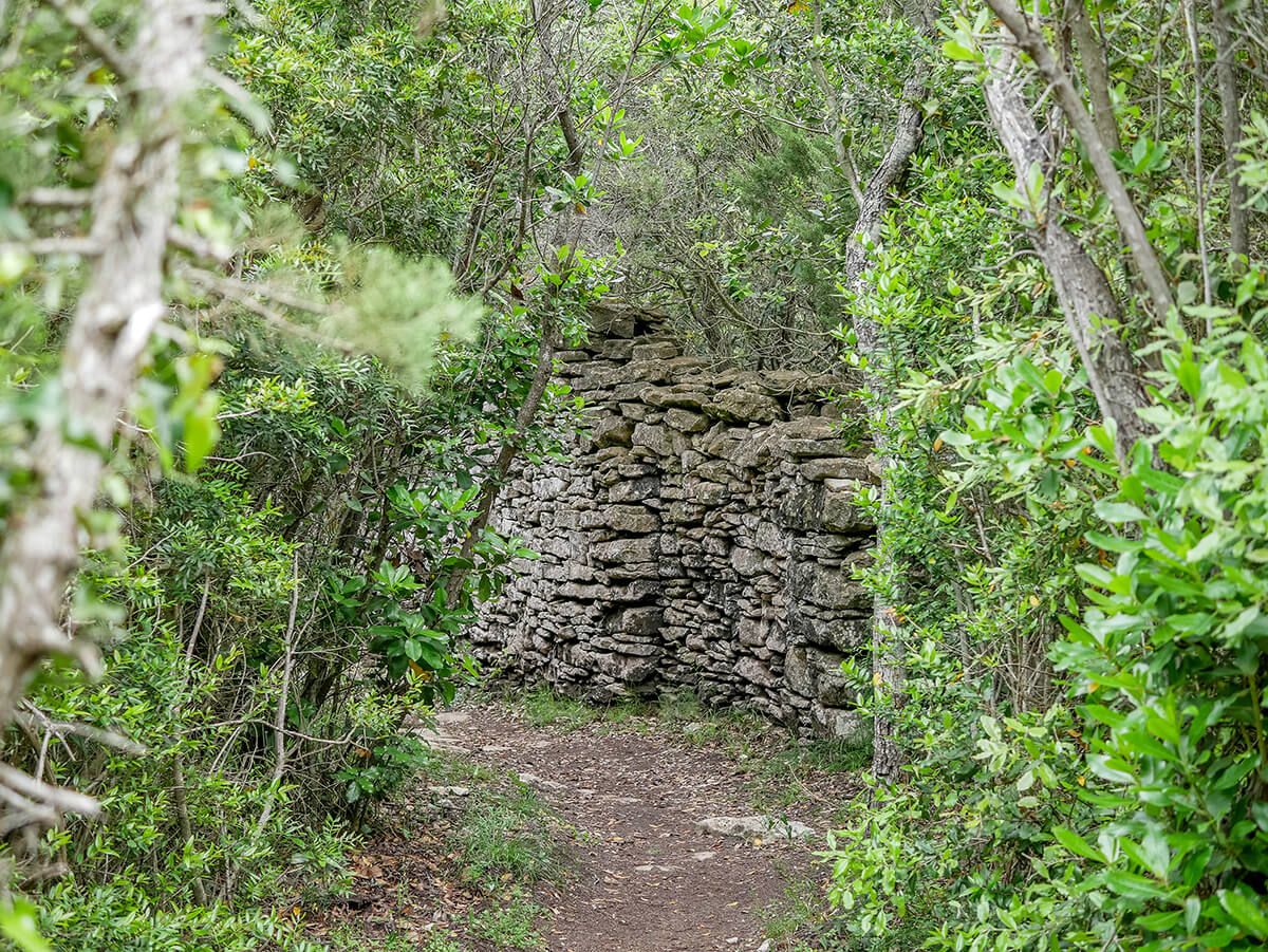 A Madonetta / Strada Vecia Randonnées de Corse — Hikes of Corsica